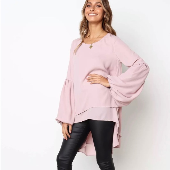 Elegant, Bell Sleeved, High-Low Blouse - Picture 5 of 8